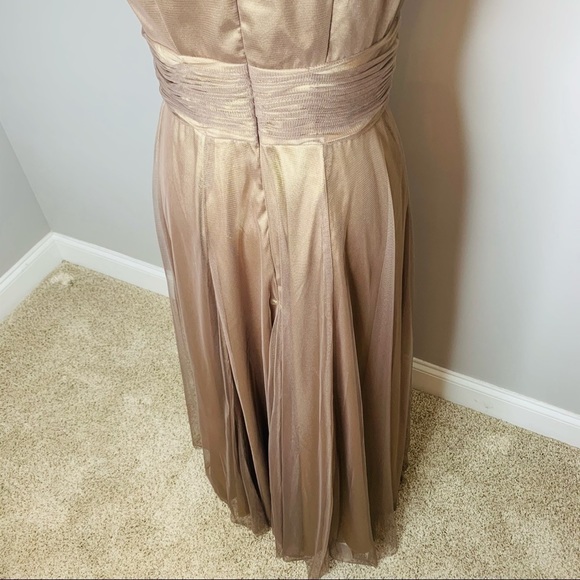 David’s Bridal Metallic Tulle Halter Gown Size 6 - Picture 11 of 14